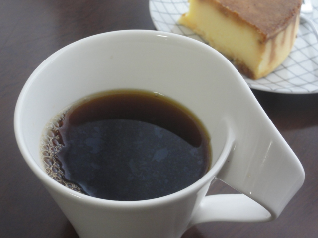 【グリーンコーヒー　いだきしん特別焙煎　焙煎コーヒー】(100g)