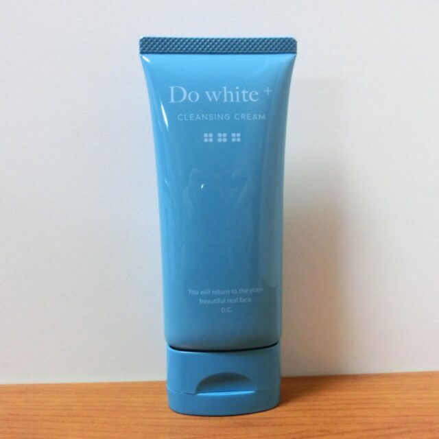 【薬用天然クレンジング Do White+】